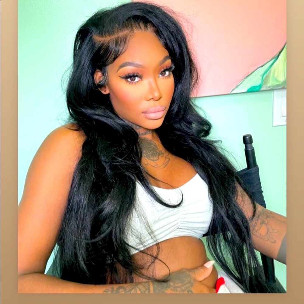 Transparent Lace Body Wave Wigs & Bundles